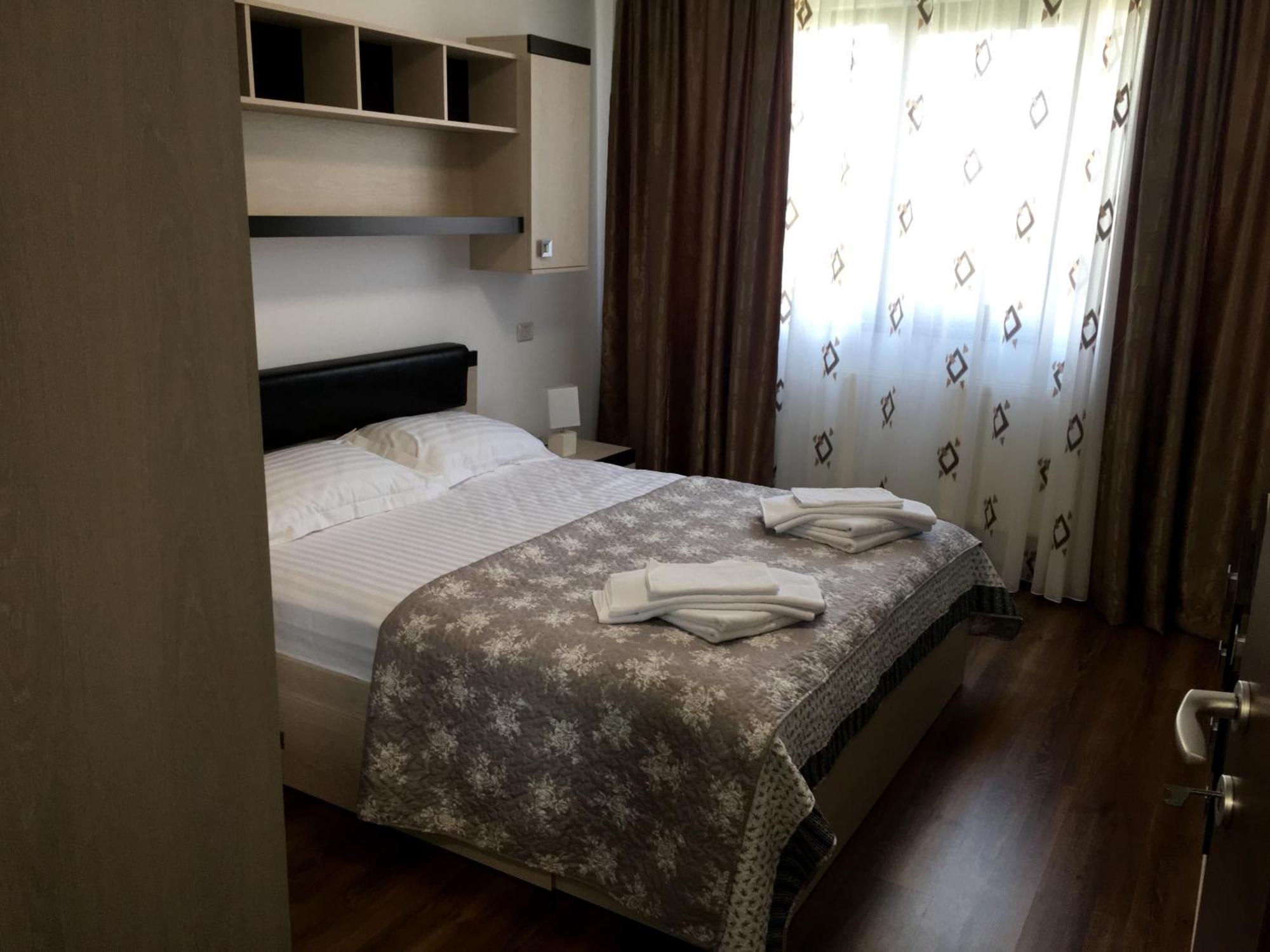 M13 Apartments Năvodari Exteriör bild