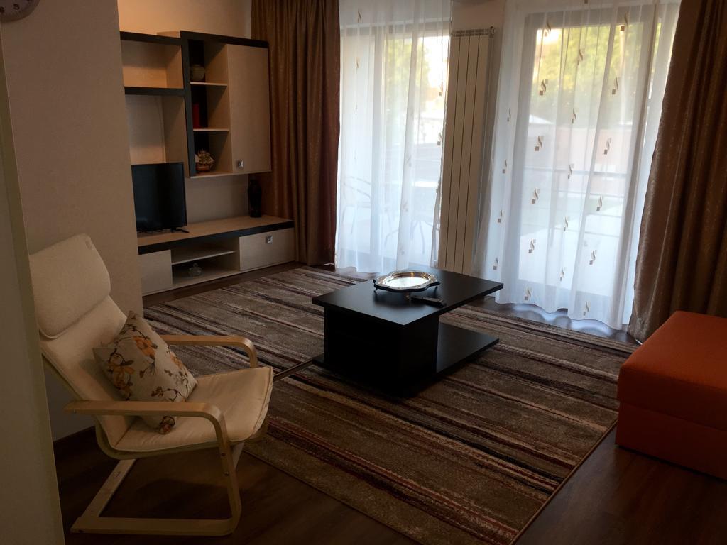 M13 Apartments Năvodari Exteriör bild