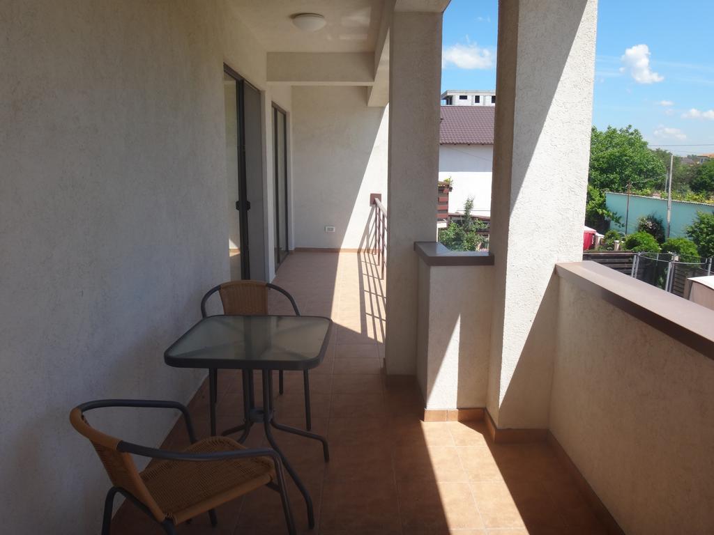 M13 Apartments Năvodari Exteriör bild